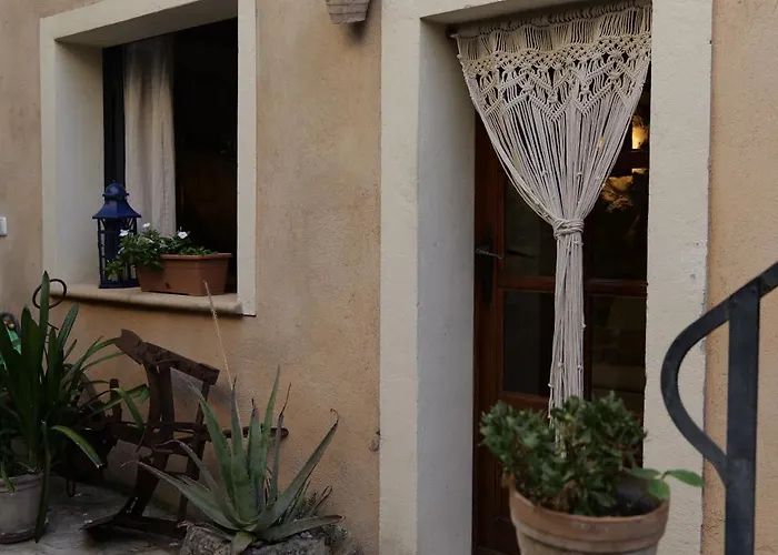 Townhouse Sa Casa